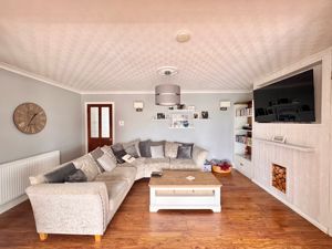 Photo 17- click for photo gallery